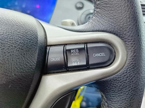Honda Civic VIII Рестайлинг с пробегом 2008 года, цена 429 000 рублей, 303151 км, хэтчбек, Автокод Объявления