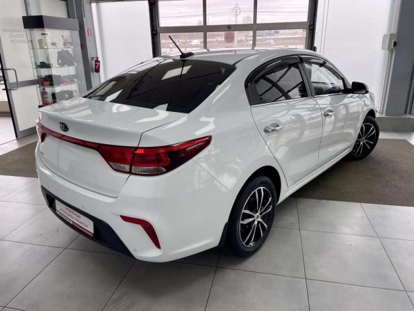 Kia Rio IV с пробегом 2017 года, цена 1 325 000 рублей, 76349 км, седан, Автокод Объявления
