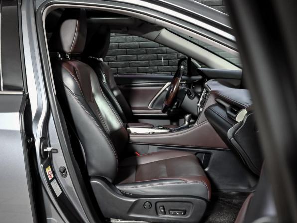 Lexus RX IV с пробегом 2018 года, цена 4 500 000 рублей, 90993 км, внедорожник, Автокод Объявления