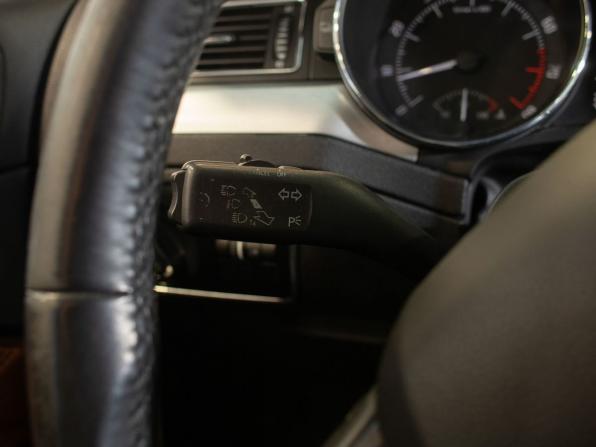 Skoda Superb II Рестайлинг с пробегом 2014 года, цена 1 085 000 рублей, 214866 км, лифтбек, Автокод Объявления