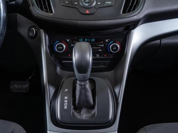 Ford Kuga II Рестайлинг с пробегом 2017 года, цена 1 640 000 рублей, 135589 км, внедорожник, Автокод Объявления