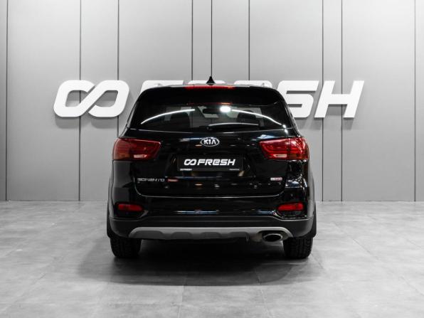 Kia Sorento III Prime Рестайлинг с пробегом 2018 года, цена 2 169 000 рублей, 190050 км, внедорожник, Автокод Объявления