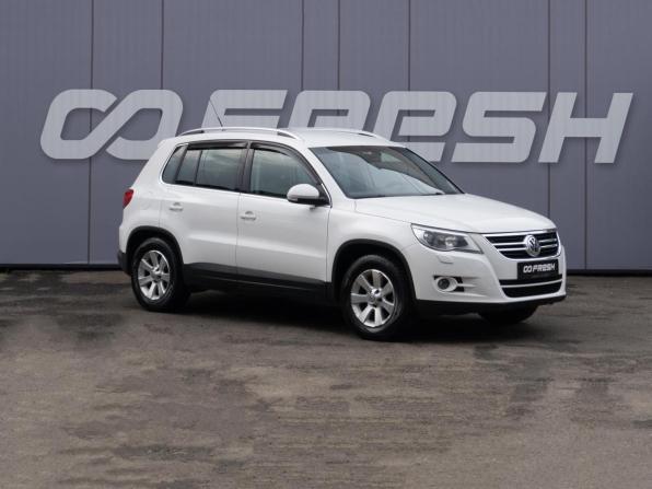Volkswagen Tiguan I с пробегом 2009 года, цена 1 099 000 рублей, 256088 км, внедорожник, Автокод Объявления