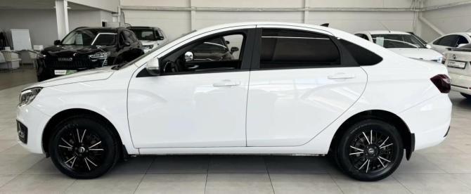 Lada (ВАЗ) Vesta I Рестайлинг (NG) с пробегом 2023 года, цена 1 349 000 рублей, 30400 км, седан, Автокод Объявления