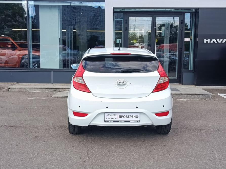 Hyundai Solaris I Москва  - изображение 6