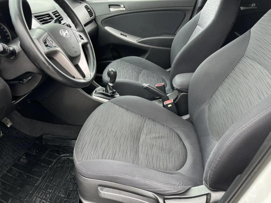 Hyundai Solaris I Рестайлинг Буинск  - изображение 9