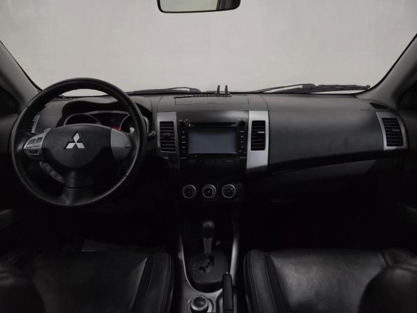 Mitsubishi Outlander II с пробегом 2008 года, цена 933 000 рублей, 245496 км, внедорожник, Автокод Объявления