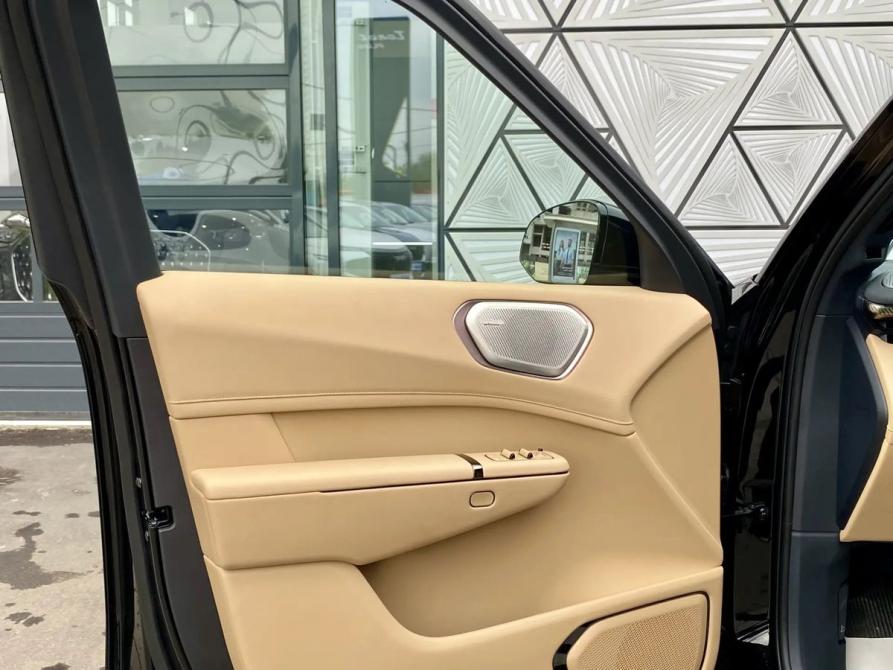 Lynk &amp; Co 900 Москва  - изображение 18