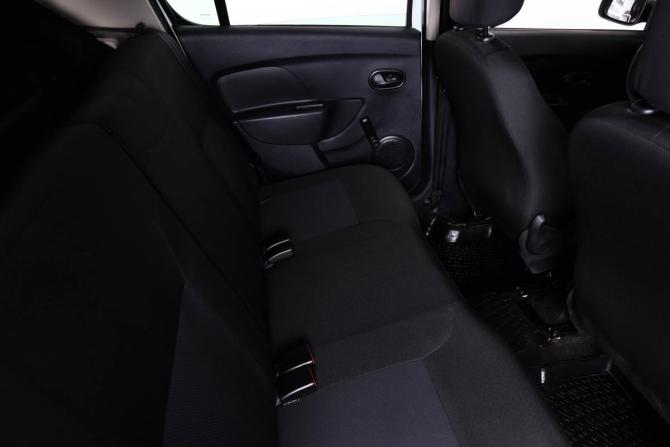 Renault Sandero II Рестайлинг с пробегом 2019 года, цена 849 000 рублей, 24000 км, хэтчбек, Автокод Объявления