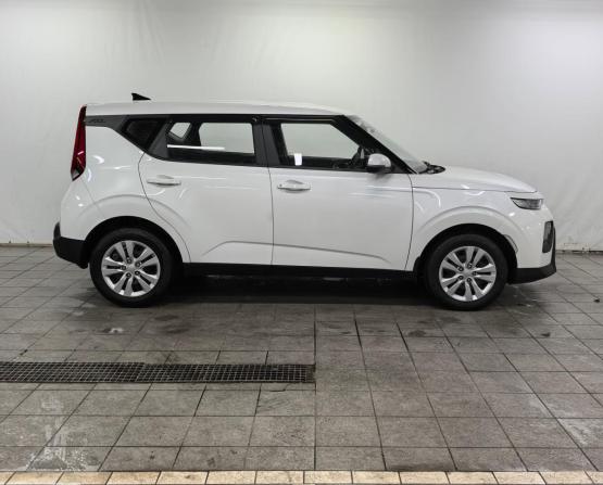 Kia Soul III с пробегом 2022 года, цена 1 850 000 рублей, 47000 км, хэтчбек, Автокод Объявления