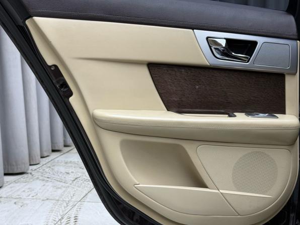 Jaguar XF I Рестайлинг с пробегом 2013 года, цена 1 599 000 рублей, 183000 км, седан, Автокод Объявления