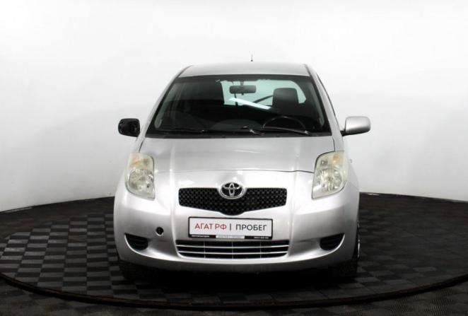 Toyota Yaris II с пробегом 2008 года, цена 490 000 рублей, 179608 км, хэтчбек, Автокод Объявления