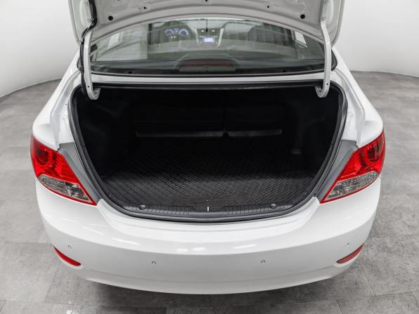 Hyundai Solaris I с пробегом 2013 года, цена 1 000 000 рублей, 164683 км, седан, Автокод Объявления