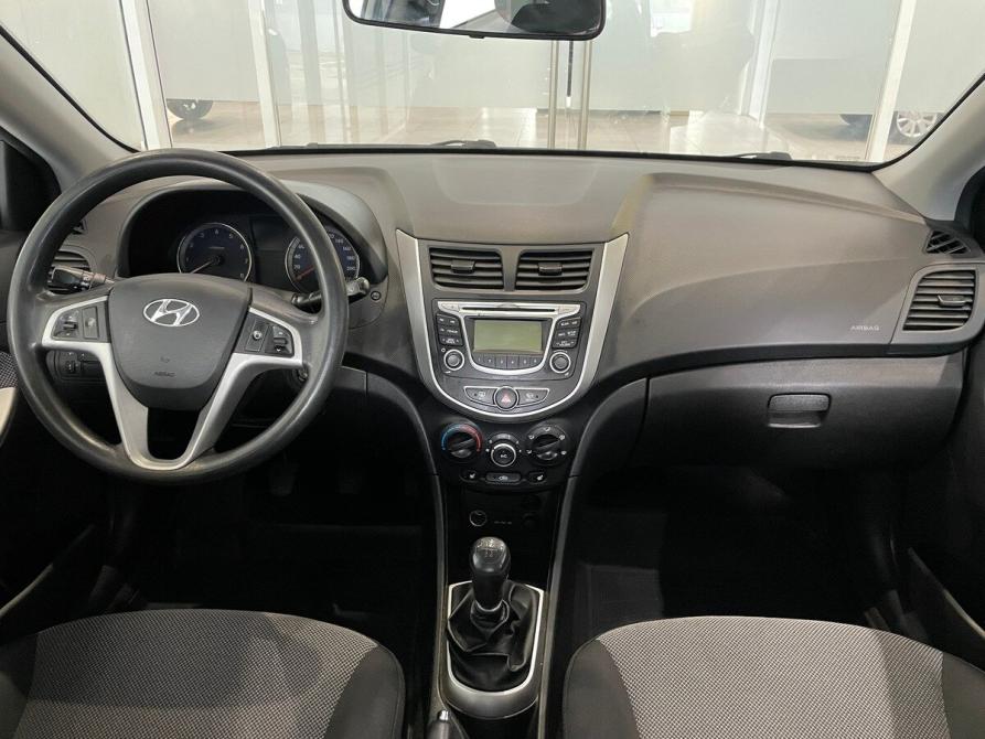 Hyundai Solaris I Москва  - изображение 5