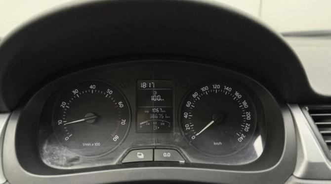 Skoda Rapid I с пробегом 2015 года, цена 470 000 рублей, 386751 км, лифтбек, Автокод Объявления