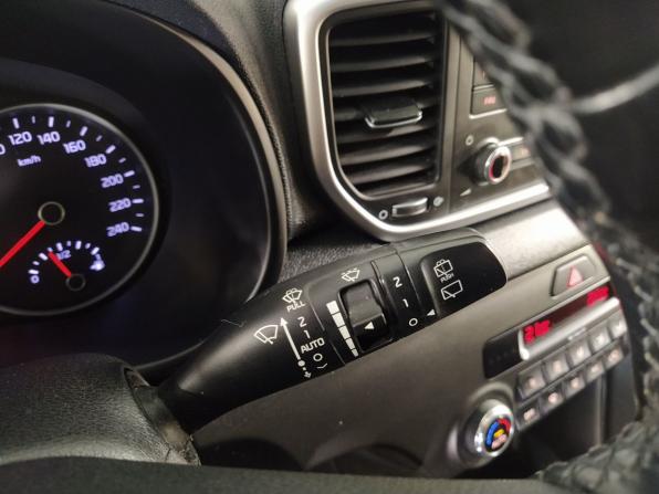 Kia Sportage IV Рестайлинг с пробегом 2019 года, цена 1 905 000 рублей, 102683 км, внедорожник, Автокод Объявления