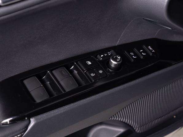 Toyota Camry IX (XV80) China Market с пробегом 2026 года, цена 4 050 000 рублей, 1555 км, седан, Автокод Объявления