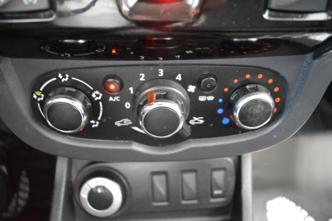 Renault Duster I Рестайлинг с пробегом 2018 года, цена 1 489 000 рублей, 81000 км, внедорожник, Автокод Объявления