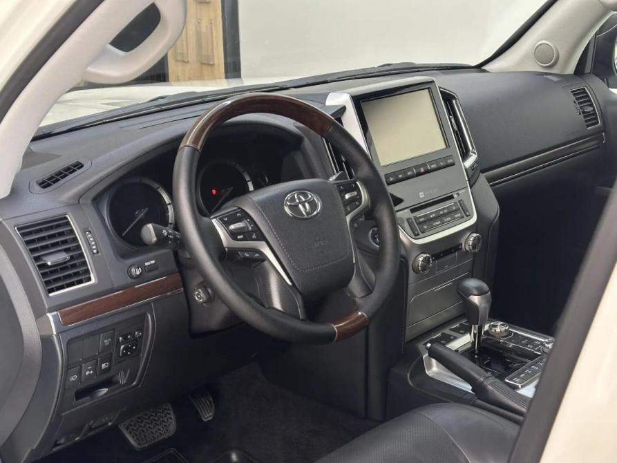 Toyota Land Cruiser 200 Series Рестайлинг 2 Барнаул  - изображение 28