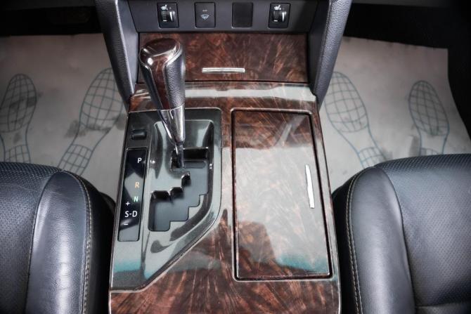 Toyota Camry VII (XV50) Рестайлинг с пробегом 2015 года, цена 2 399 000 рублей, 178785 км, седан, Автокод Объявления
