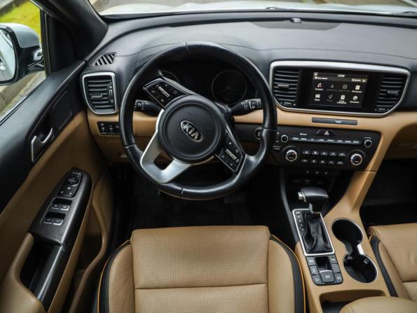 Kia Sportage IV Рестайлинг с пробегом 2019 года, цена 2 449 000 рублей, 108000 км, внедорожник, Автокод Объявления