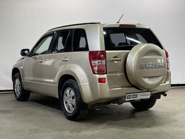 Suzuki Grand Vitara II Рестайлинг с пробегом 2008 года, цена 799 000 рублей, 216200 км, внедорожник, Автокод Объявления