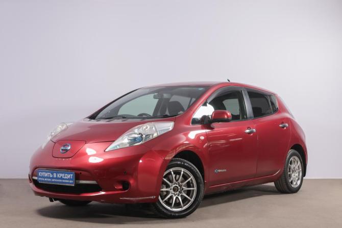 Nissan Leaf I (ZE0/AZE0) с пробегом 2014 года, цена 549 000 рублей, 175000 км, хэтчбек, Автокод Объявления