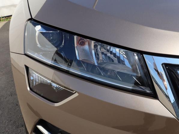 Skoda Karoq I Рестайлинг с пробегом 2024 года, цена 2 780 000 рублей, 3689 км, внедорожник, Автокод Объявления