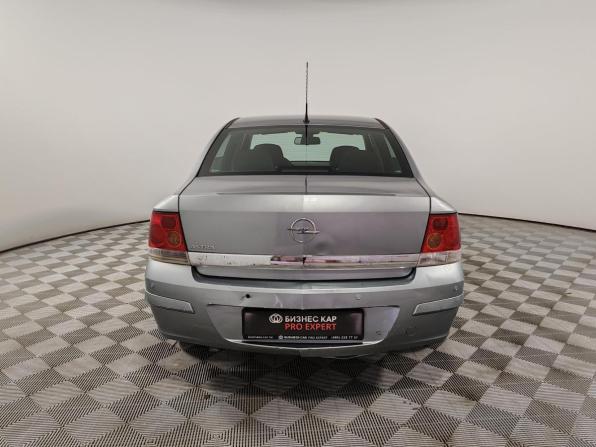 Opel Astra H Рестайлинг с пробегом 2011 года, цена 599 000 рублей, 158610 км, седан, Автокод Объявления