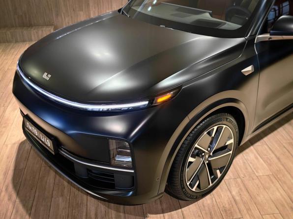 Новый Li Auto (Lixiang) L9 I Рестайлинг 2025 года, цена 11 990 000 рублей, внедорожник, Автокод Объявления