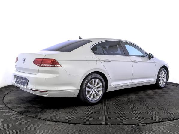 Volkswagen Passat B8 с пробегом 2019 года, цена 1 920 000 рублей, 152168 км, седан, Автокод Объявления