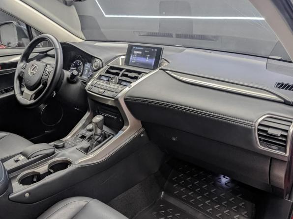 Lexus NX I Рестайлинг с пробегом 2017 года, цена 2 700 000 рублей, 168946 км, внедорожник, Автокод Объявления