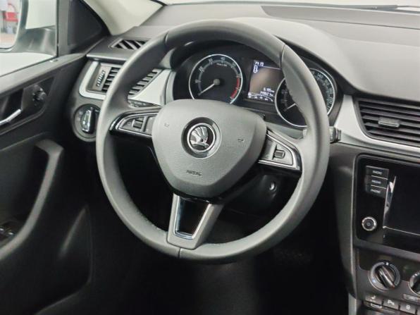 Skoda Rapid I Рестайлинг с пробегом 2019 года, цена 1 249 000 рублей, 149620 км, лифтбек, Автокод Объявления