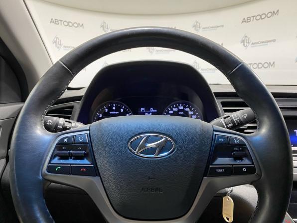 Hyundai Elantra VI (AD) с пробегом 2017 года, цена 1 217 000 рублей, 182674 км, седан, Автокод Объявления