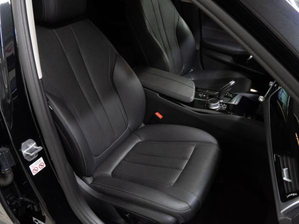 BMW 5 серии VII (G30/G31/G38) Рестайлинг с пробегом 2021 года, цена 4 800 000 рублей, 44299 км, седан, Автокод Объявления