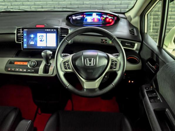 Honda Freed I Рестайлинг с пробегом 2012 года, цена 1 270 000 рублей, 149399 км, компактвэн, Автокод Объявления