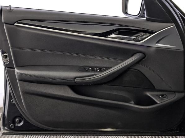 BMW 5 серии VII (G30/G31/G38) с пробегом 2019 года, цена 2 880 000 рублей, 170029 км, седан, Автокод Объявления