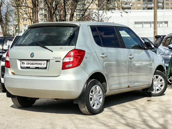 Skoda Fabia II Рестайлинг с пробегом 2012 года, цена 329 000 рублей, 269000 км, хэтчбек, Автокод Объявления