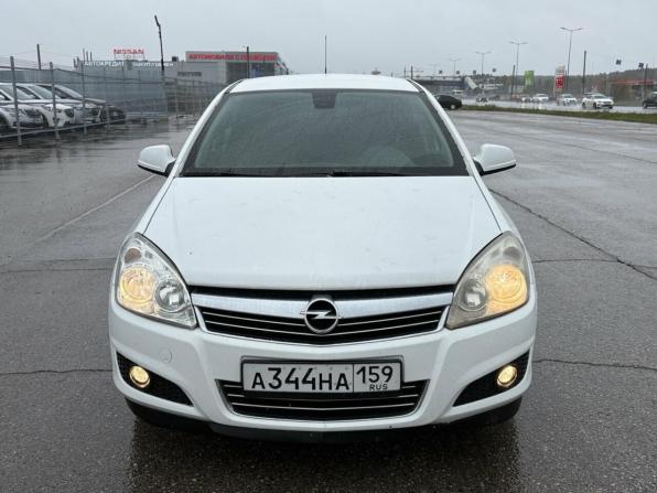 Opel Astra H Рестайлинг с пробегом 2011 года, цена 435 000 рублей, 248176 км, хэтчбек, Автокод Объявления