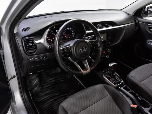 Kia Rio IV Рестайлинг с пробегом 2021 года, цена 1 820 000 рублей, 50778 км, седан, Автокод Объявления