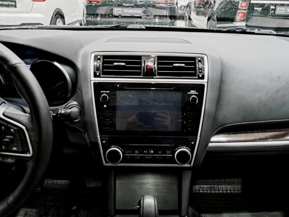 Subaru Outback V с пробегом 2018 года, цена 2 480 000 рублей, 195124 км, универсал, Автокод Объявления