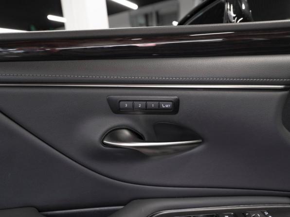 Lexus ES VII с пробегом 2021 года, цена 4 200 000 рублей, 59939 км, седан, Автокод Объявления