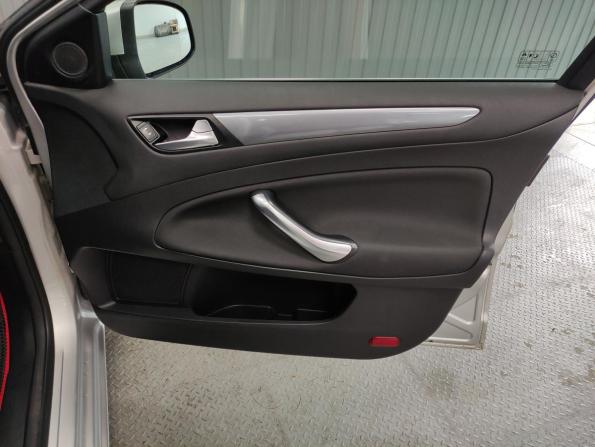 Ford Mondeo IV Рестайлинг с пробегом 2011 года, цена 667 000 рублей, 186277 км, седан, Автокод Объявления