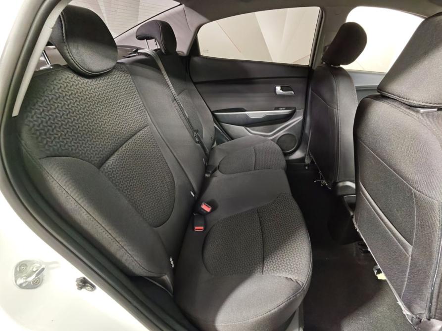 Kia Rio III Москва  - изображение 15