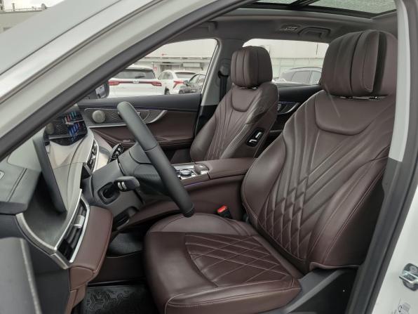 Chery Tiggo 8 Pro Plug-in Hybrid с пробегом 2023 года, цена 2 929 000 рублей, 7070 км, внедорожник, Автокод Объявления