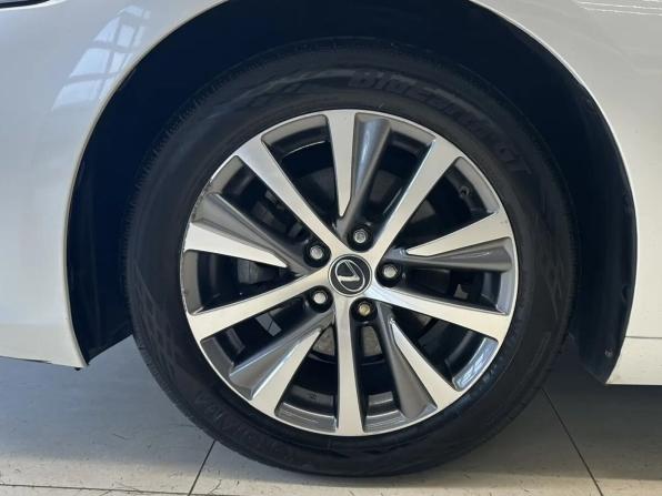 Lexus ES VII с пробегом 2021 года, цена 3 950 000 рублей, 17900 км, седан, Автокод Объявления