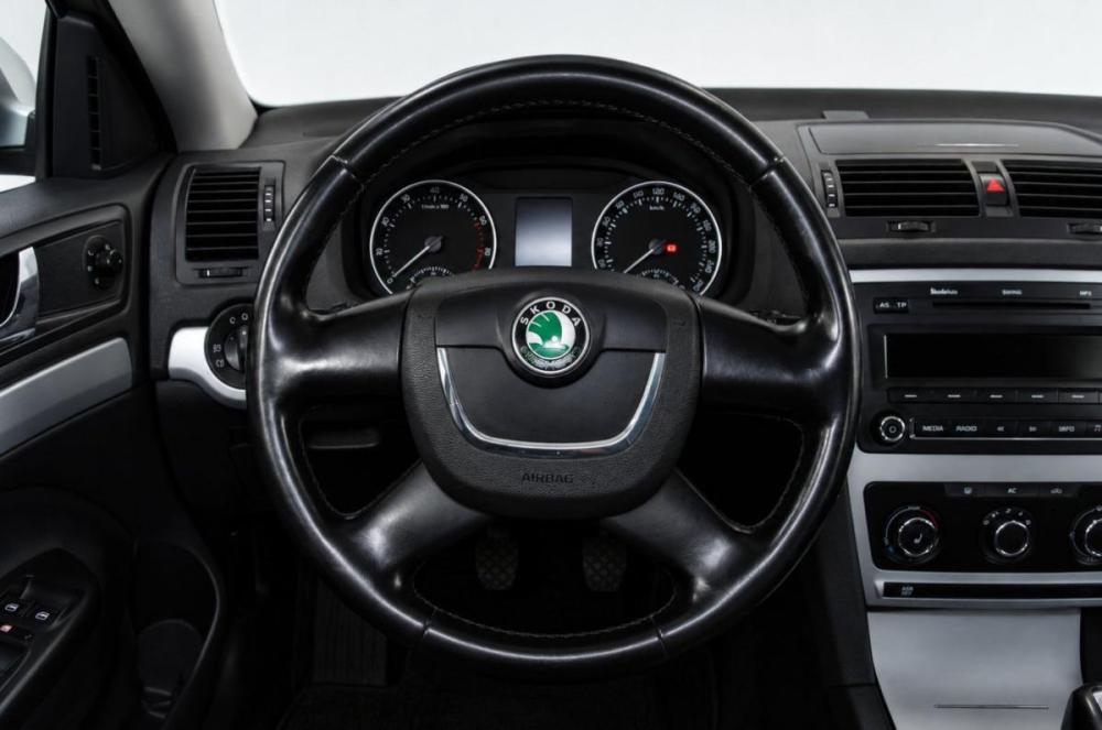 Skoda Octavia II (A5) Рестайлинг Челябинск  - изображение 8
