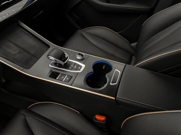 Omoda C5 I с пробегом 2023 года, цена 1 890 000 рублей, 12266 км, внедорожник, Автокод Объявления