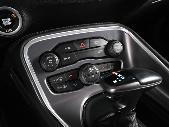 Dodge Challenger III Рестайлинг 2 с пробегом 2019 года, цена 3 349 000 рублей, 121158 км, купе, Автокод Объявления