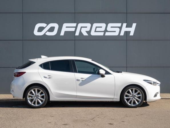 Mazda Axela III Рестайлинг с пробегом 2017 года, цена 1 500 000 рублей, 95139 км, хэтчбек, Автокод Объявления